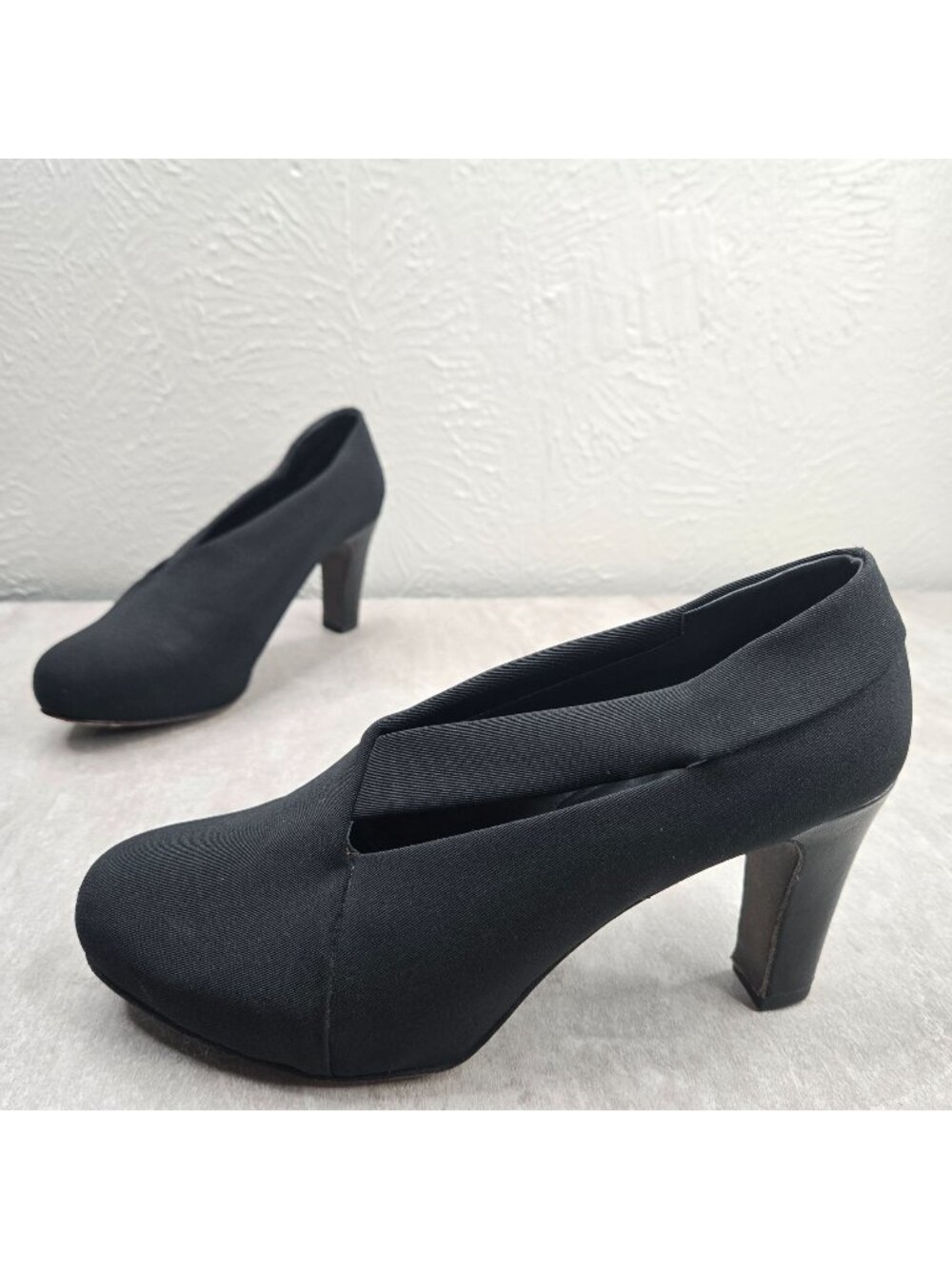 Eileen Fisher Ankle Booties Black Minimalist Dressy High Heel Shoe Boots Sz 6.5